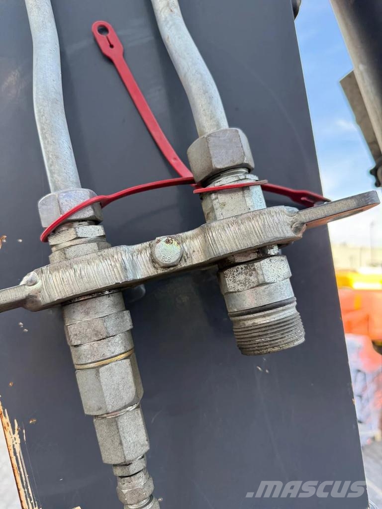 Terex TW95 | A/C | Powertilt حفارات وسط 7 طن - 12 طن