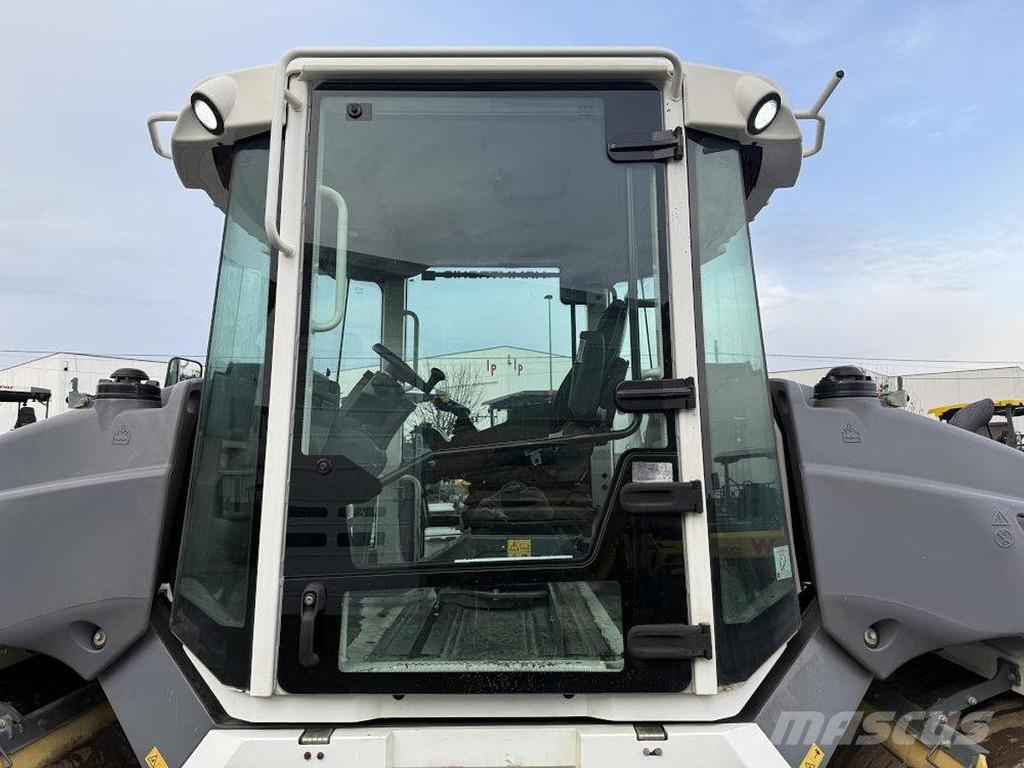 Hamm DV+ 90i VV-S 双轮压路机