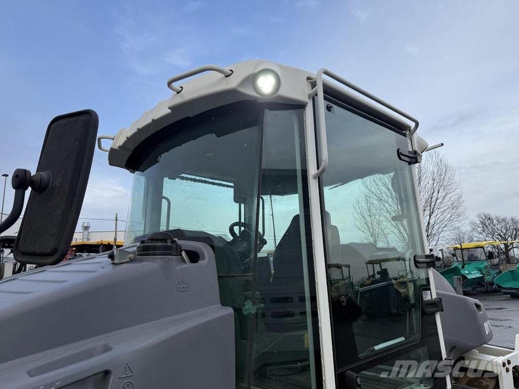 Hamm DV+ 90i VV-S 双轮压路机