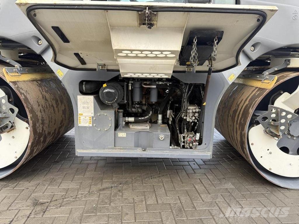 Hamm DV+ 90i VV-S 双轮压路机