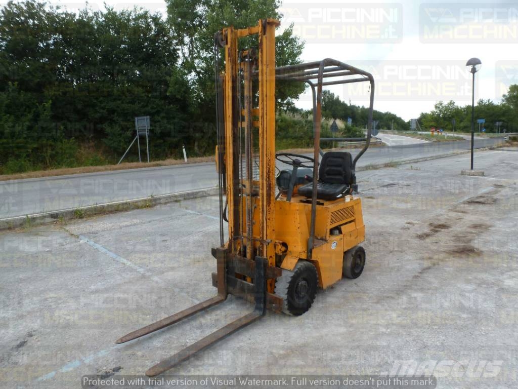 OM BM10 Forklift trucks - others