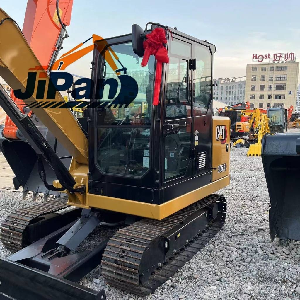 CAT 305.5 E 小型挖掘机