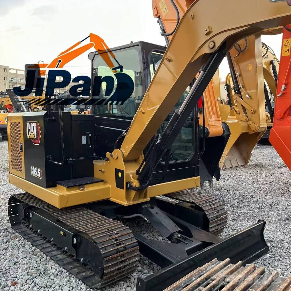 CAT 305.5 E 小型挖掘机