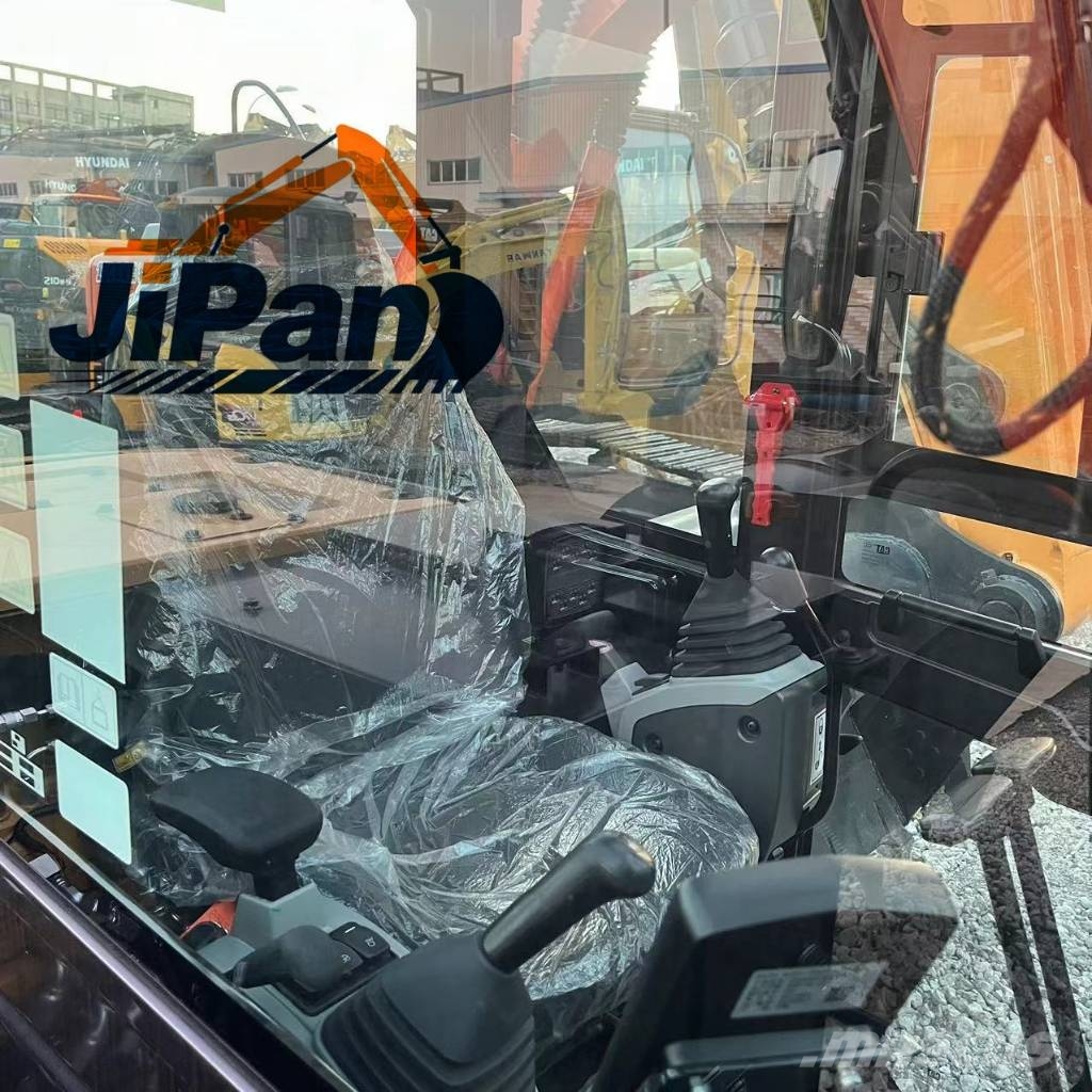 CAT 305.5 E 小型挖掘机