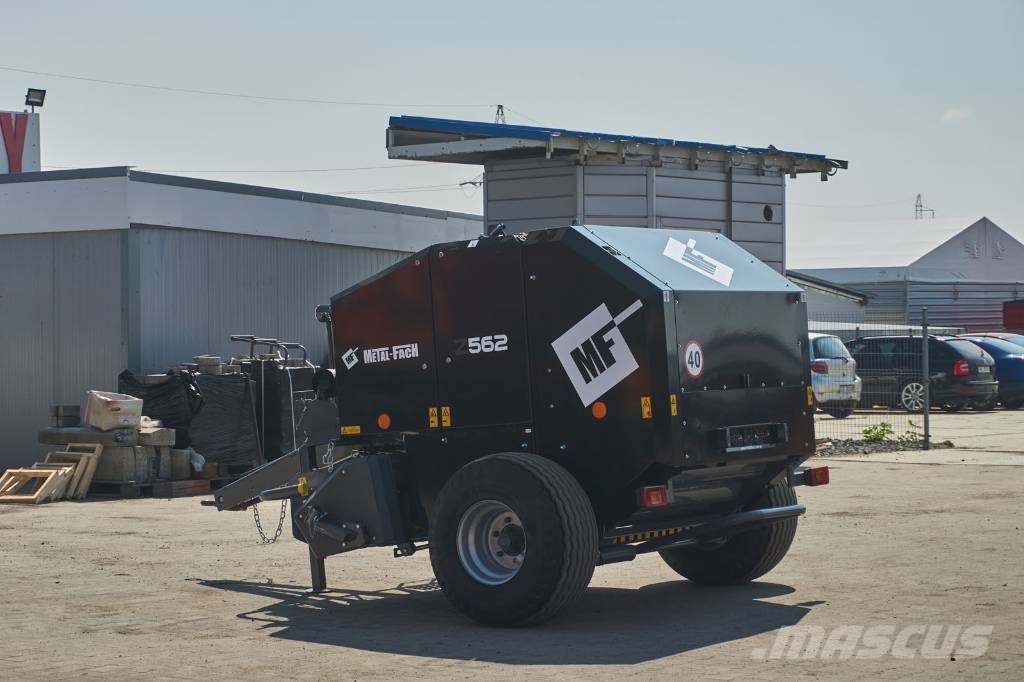 Metal-Fach Z 562, Presses à balles, Baler + net wrapping Rituļu preses