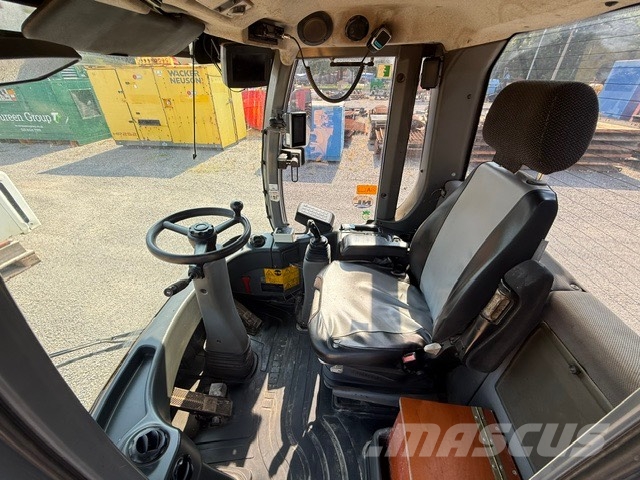 Liebherr L 576 USED CAB كابينة والداخلية