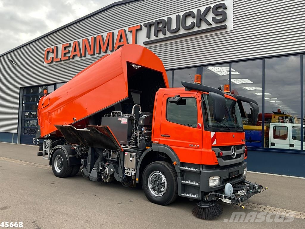 Mercedes-Benz Axor 1833 4x4 Schörling SORF Schienenreinigungs/Ra 街路清掃車
