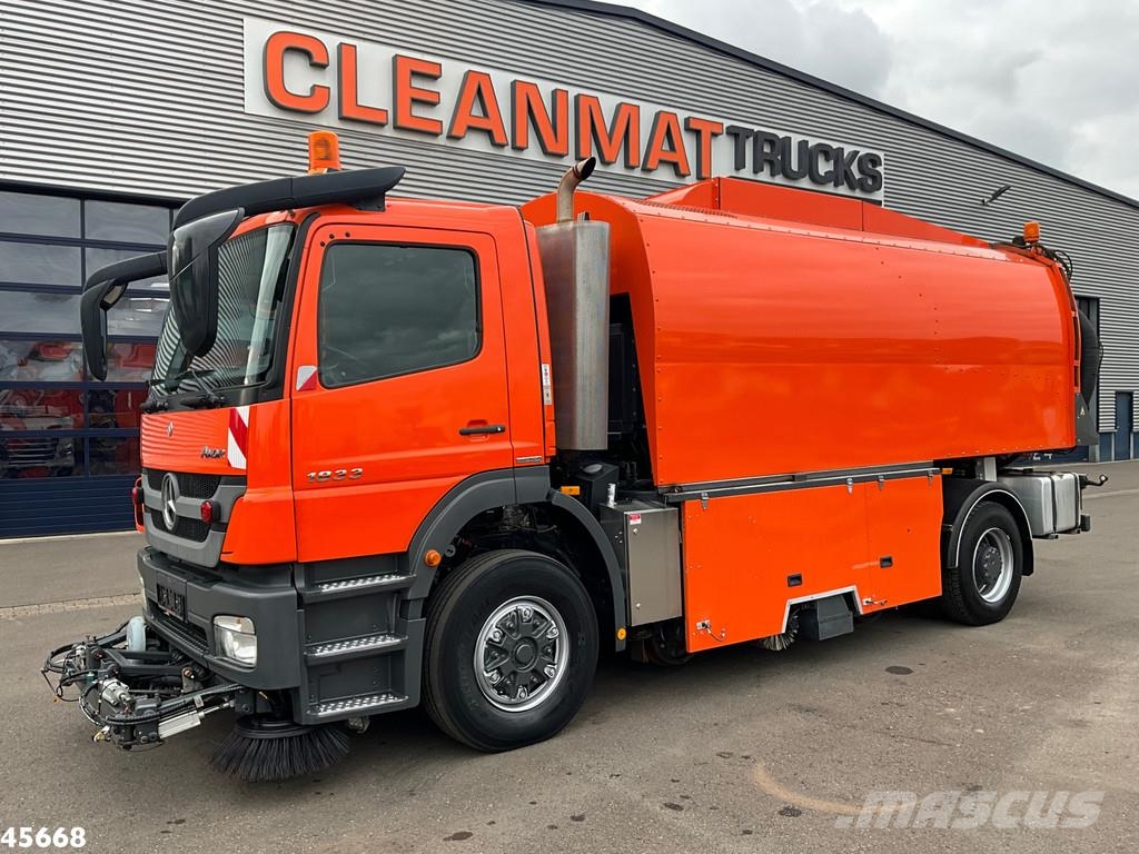 Mercedes-Benz Axor 1833 4x4 Schörling SORF Schienenreinigungs/Ra 街路清掃車