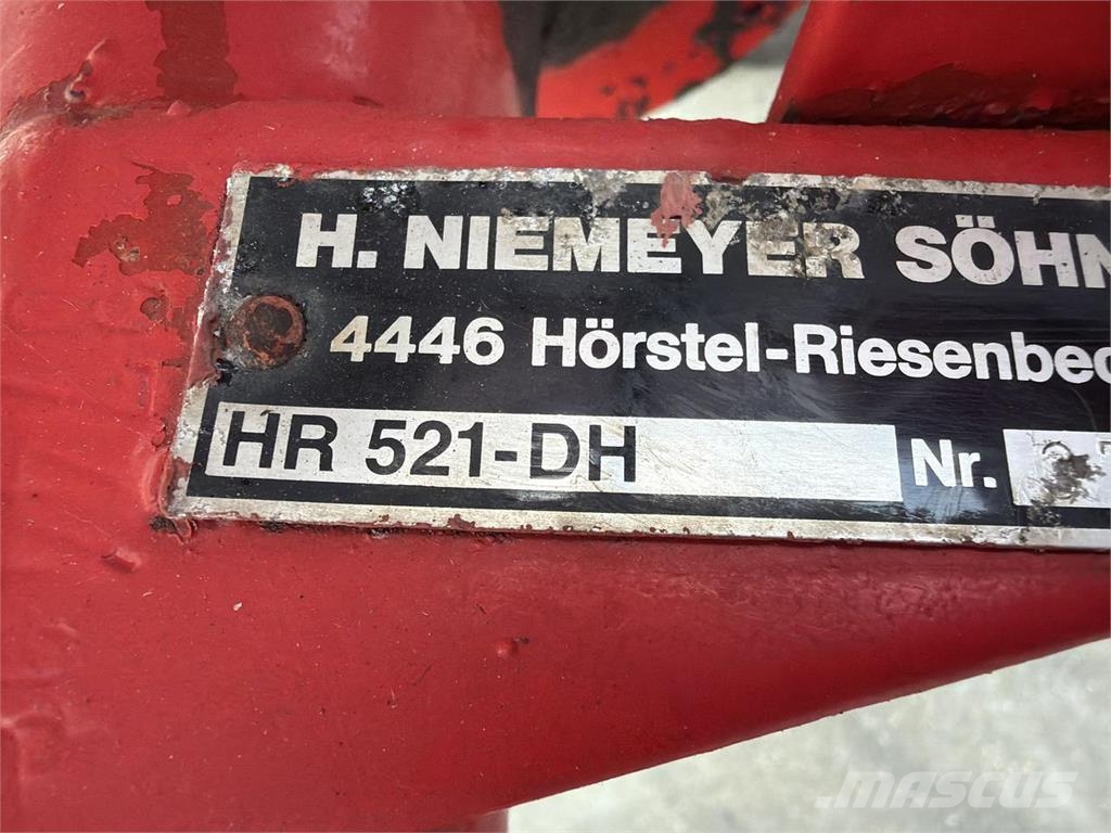 Niemeyer HR 521-DH 4 schudder Grābekļi un siena ārdītāji