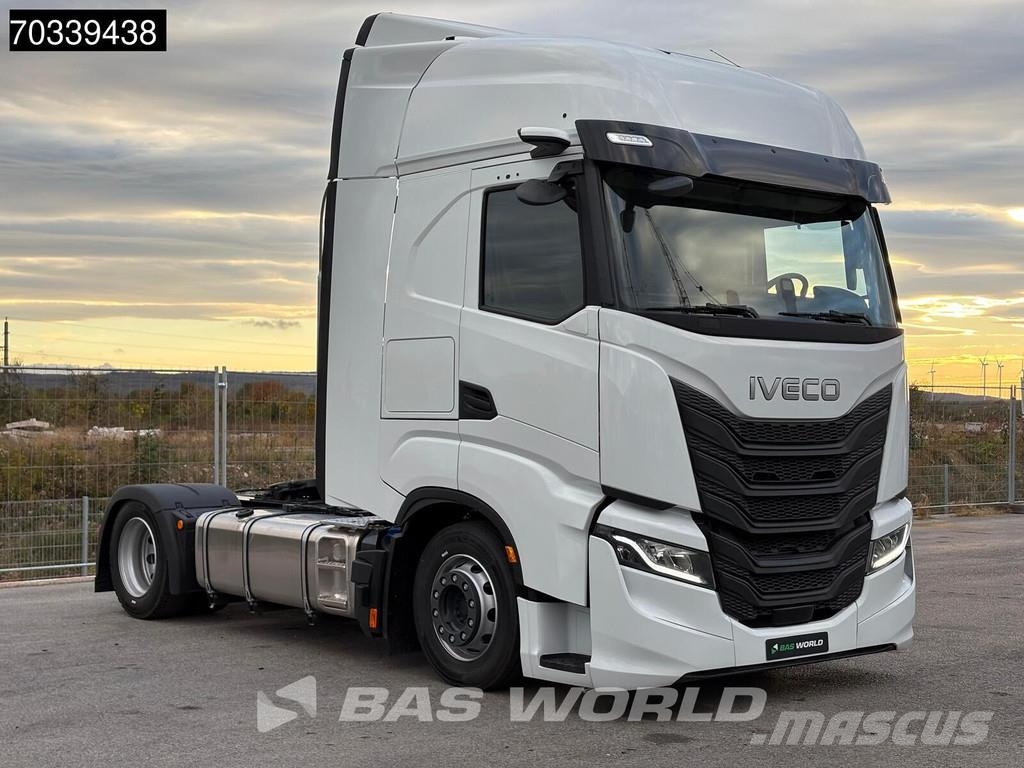 Iveco S-Way 460 4X2 NEW! MEGA HPEB 2x tanks Standklima N Vilcēji