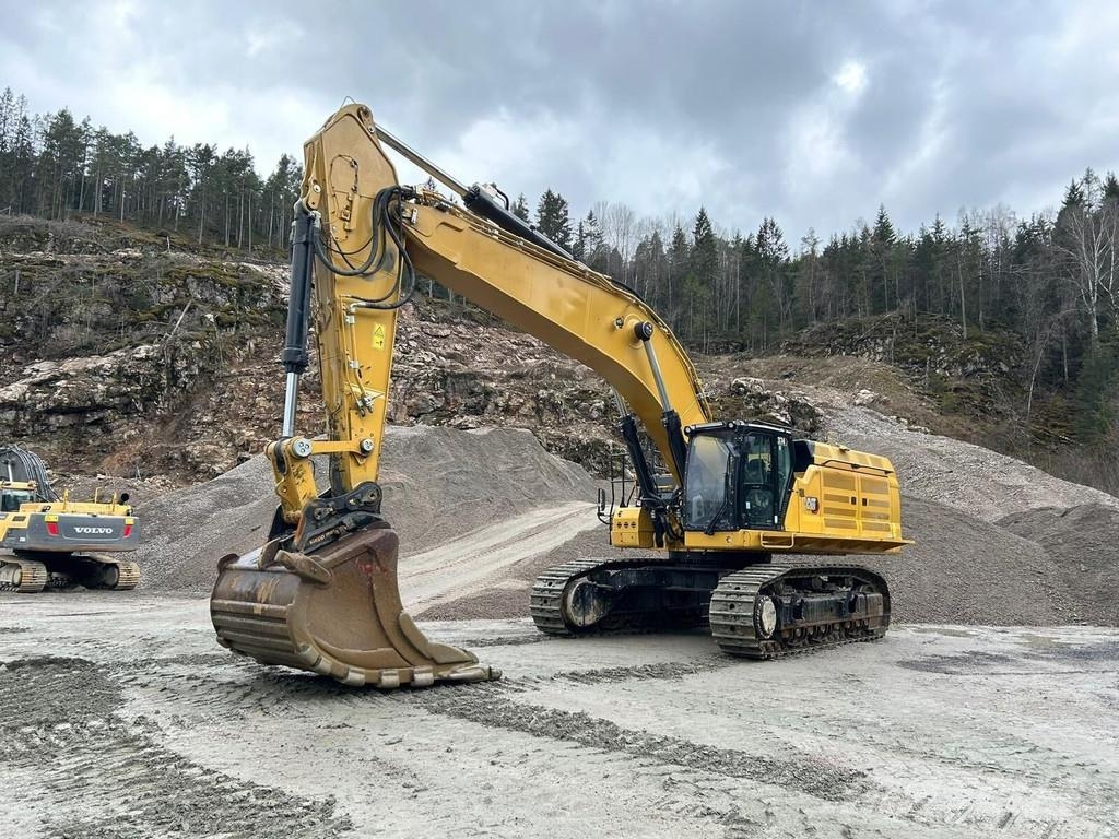 CAT 374-07B Beltegraver