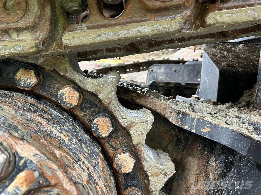 CAT 374-07B Beltegraver
