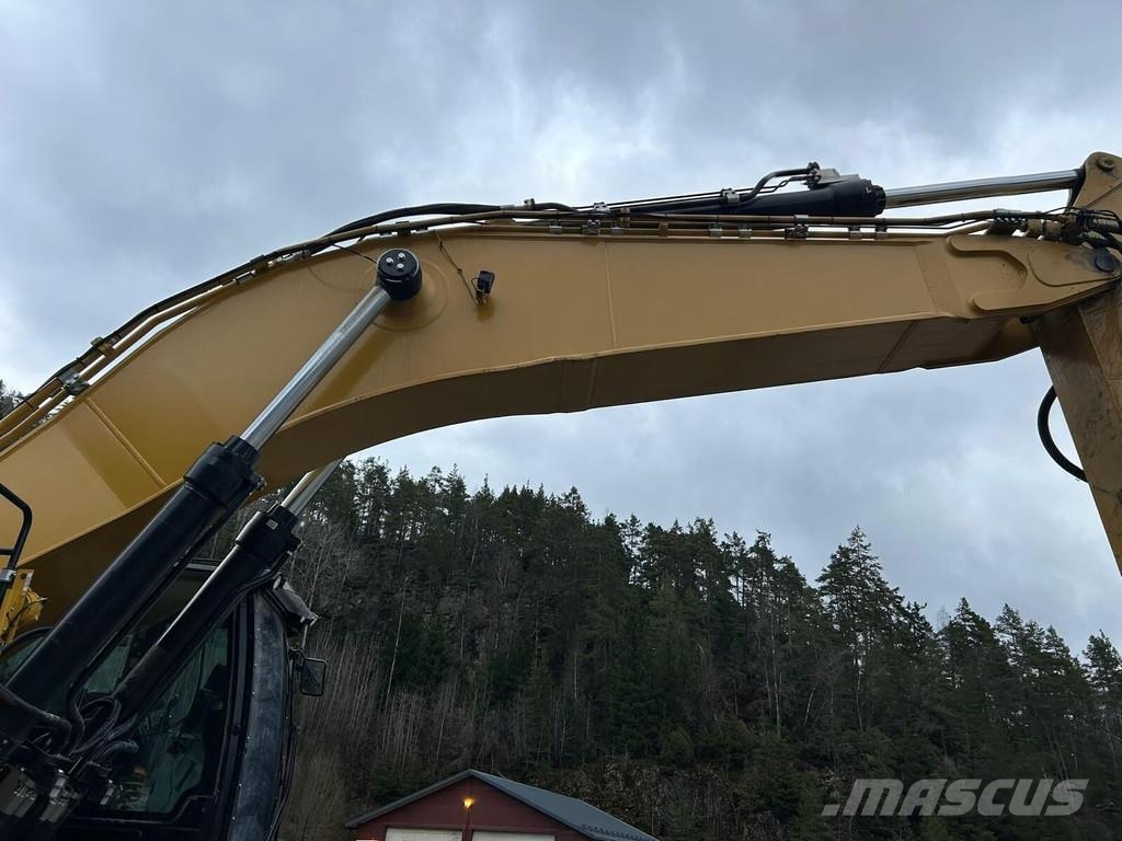 CAT 374-07B Beltegraver