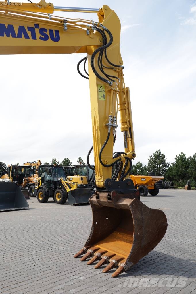 Komatsu PC 210 LC-11 Excavadoras de cadenas
