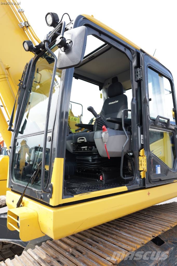 Komatsu PC 210 LC-11 Excavadoras de cadenas