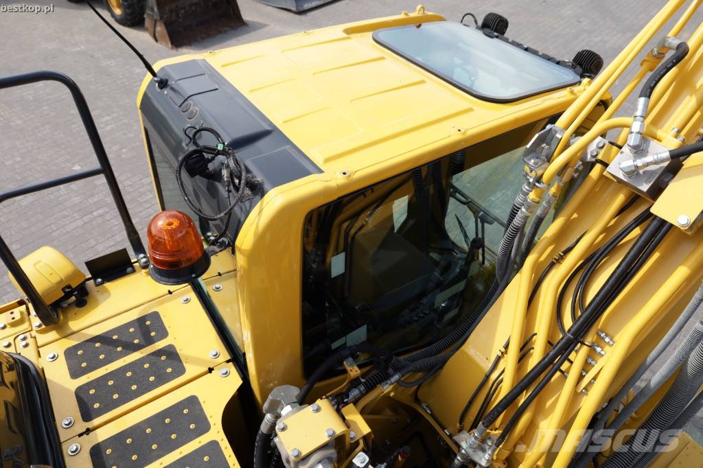 Komatsu PC 210 LC-11 Excavadoras de cadenas