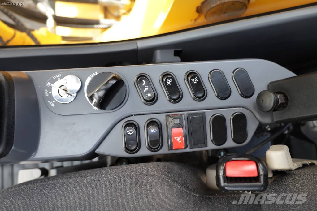 Komatsu PC 210 LC-11 Excavadoras de cadenas