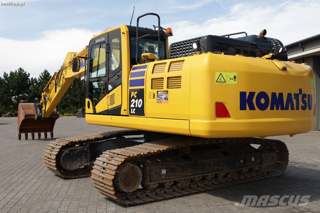 Komatsu PC 210 LC-11 Excavadoras de cadenas