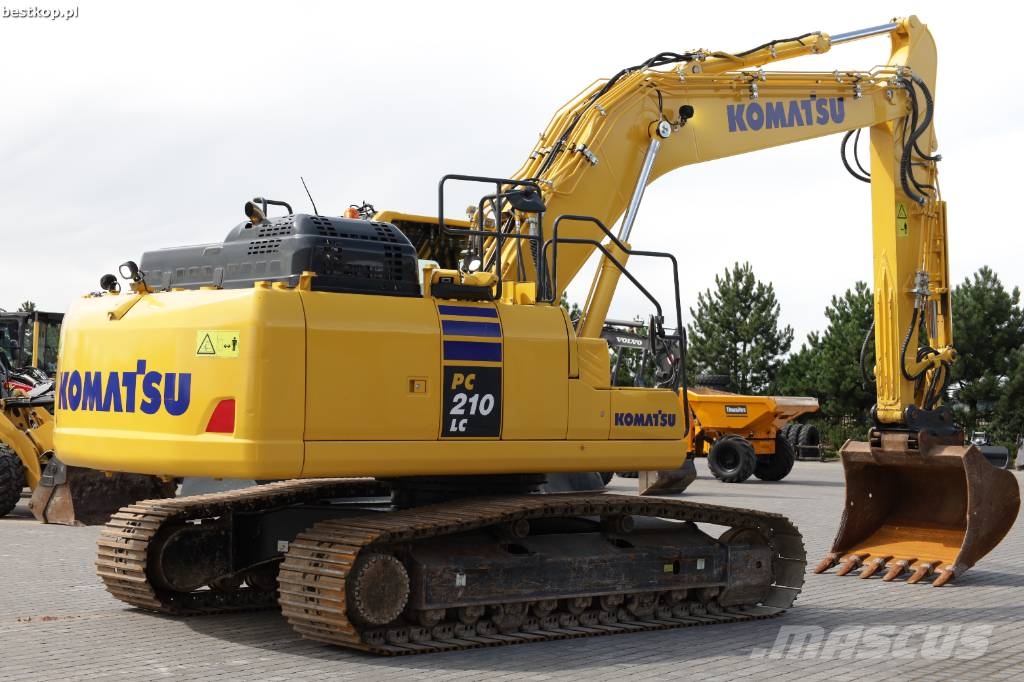 Komatsu PC 210 LC-11 Excavadoras de cadenas