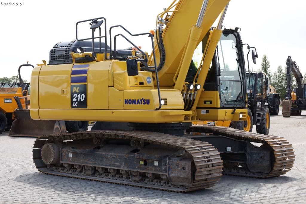 Komatsu PC 210 LC-11 Excavadoras de cadenas