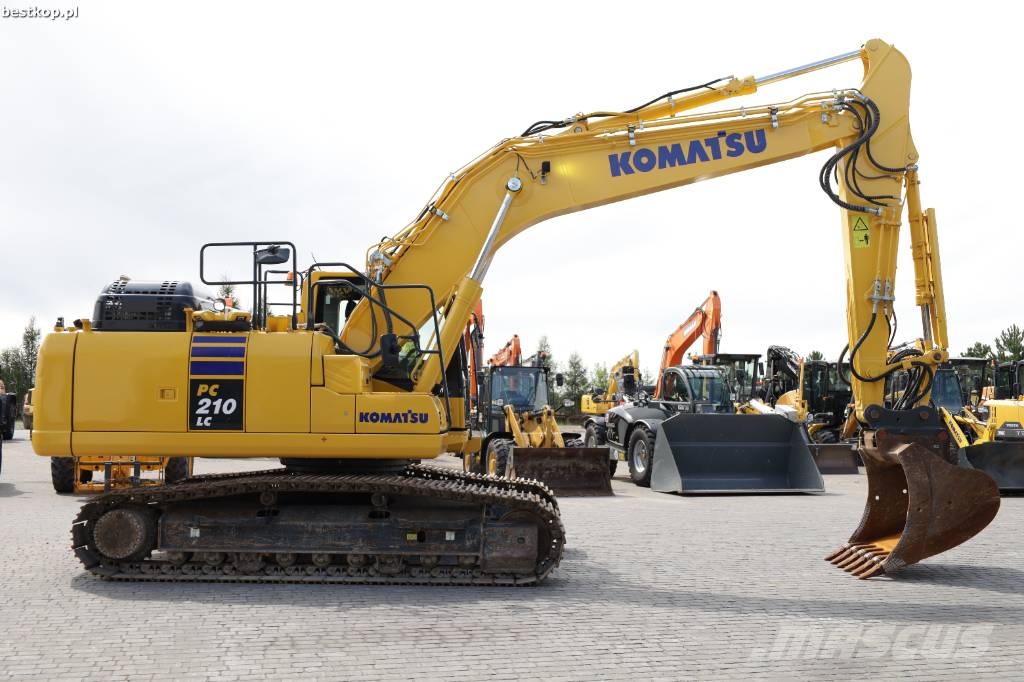 Komatsu PC 210 LC-11 Excavadoras de cadenas