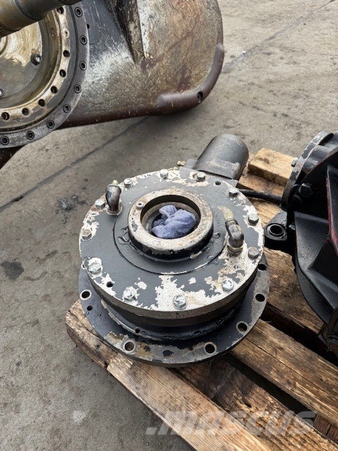 Valmet 921 TANDEM USED Transmission