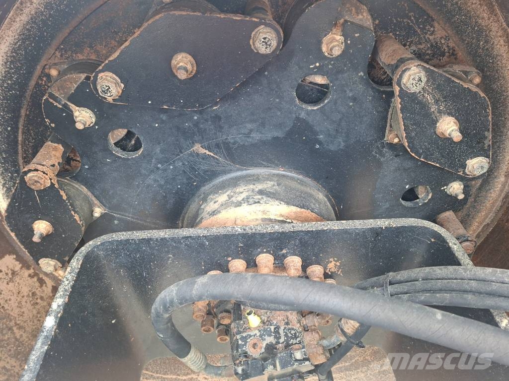 JCB Vibromax VM 132 D Rodillos de un solo tambor