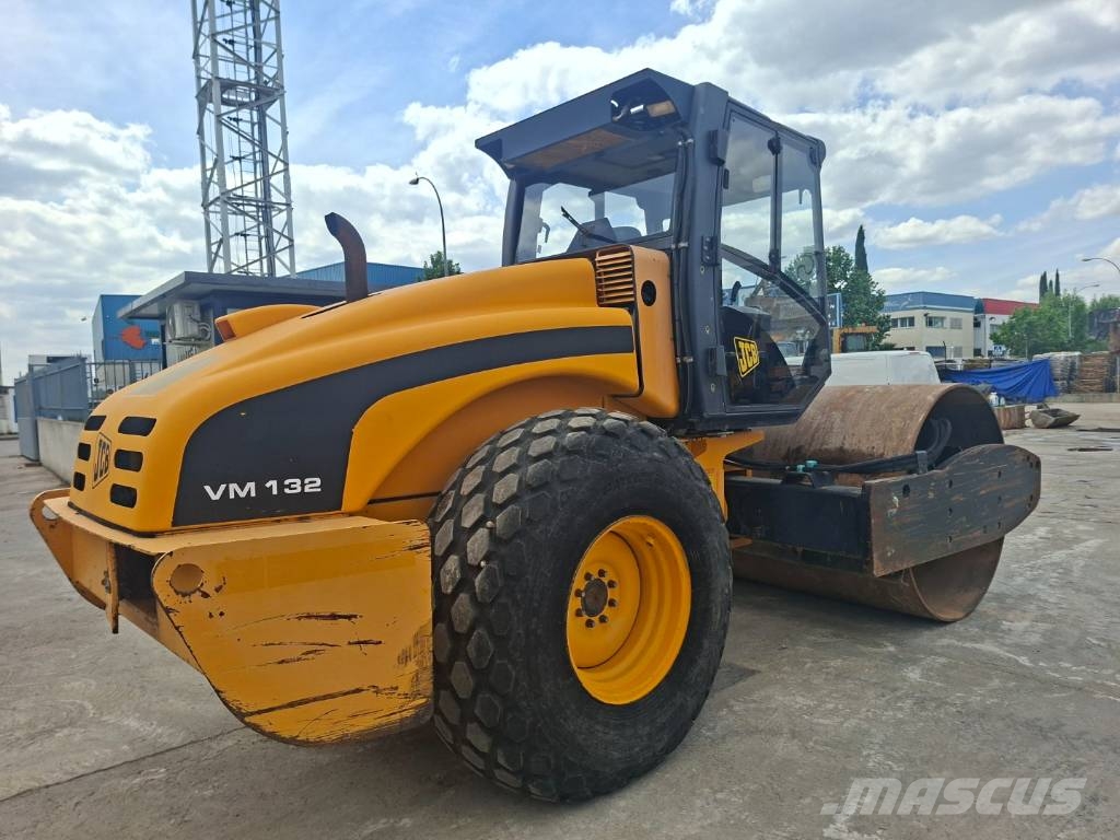 JCB Vibromax VM 132 D Rodillos de un solo tambor