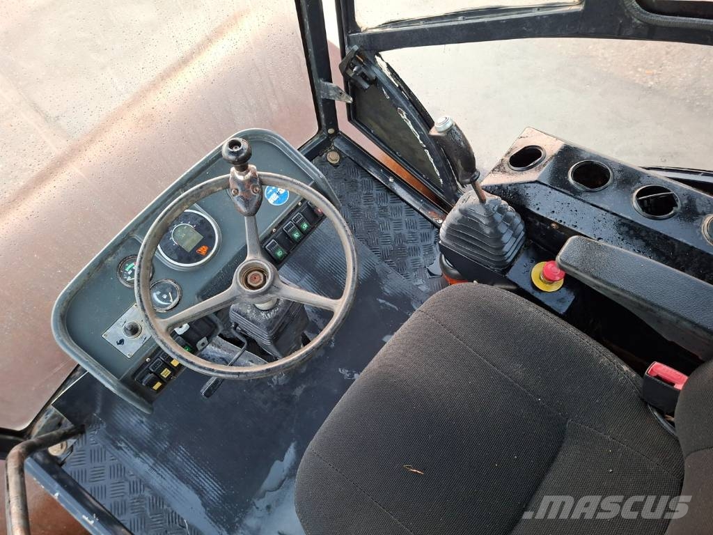 JCB Vibromax VM 132 D Rodillos de un solo tambor
