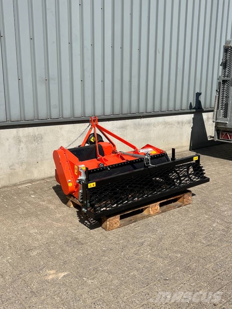 Kubota Overtopfrees Egyéb talajművelő gépek és berendezések