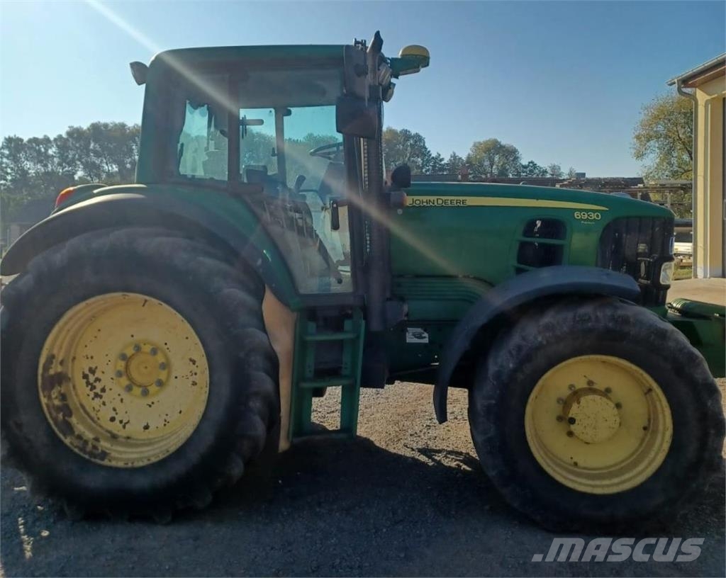 John Deere 6930 Premium Traktorji