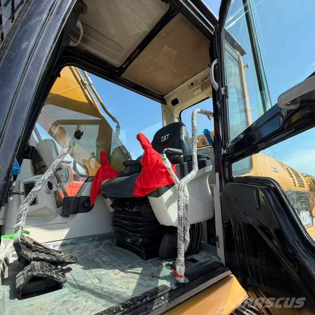 CAT 320 C L Bagri goseničarji
