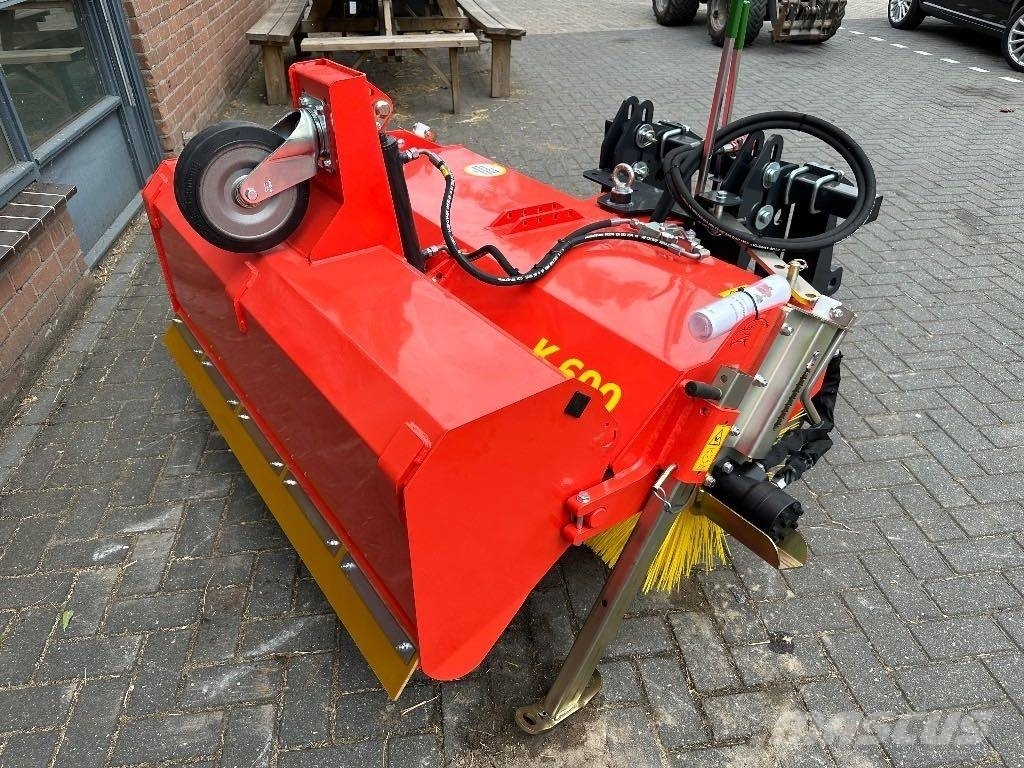 Adler K600-150 Zamiatarki - Zgarniarki - Odśnieżarki
