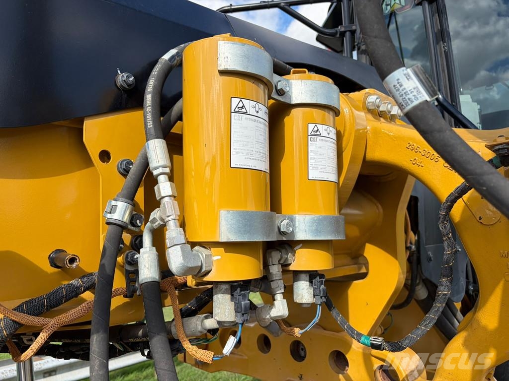 CAT 140 AWD 15A CE / TUV / EPA Trimble prepared Grederji