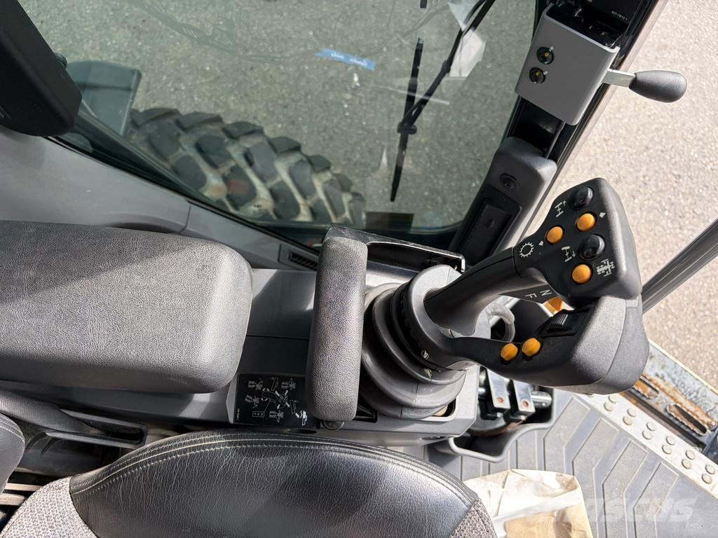 CAT 140 AWD 15A CE / TUV / EPA Trimble prepared Grederji