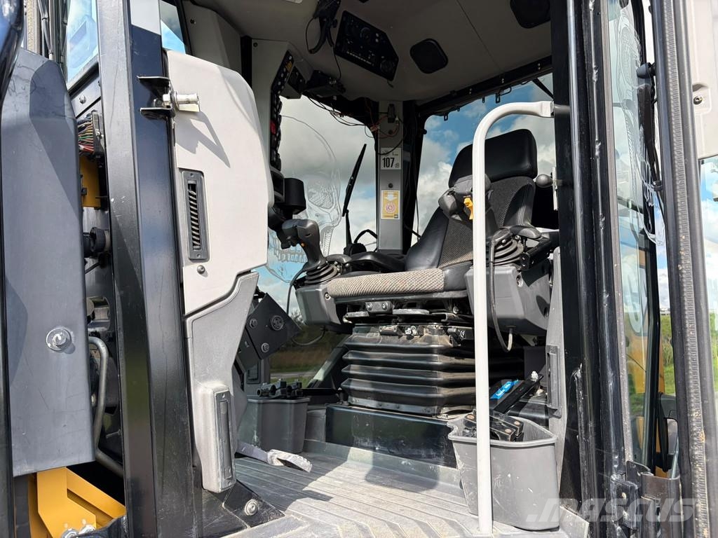 CAT 140 AWD 15A CE / TUV / EPA Trimble prepared Grederji
