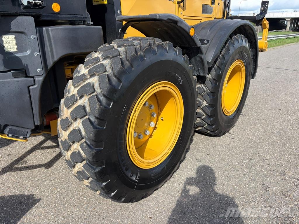 CAT 140 AWD 15A CE / TUV / EPA Trimble prepared Grederji