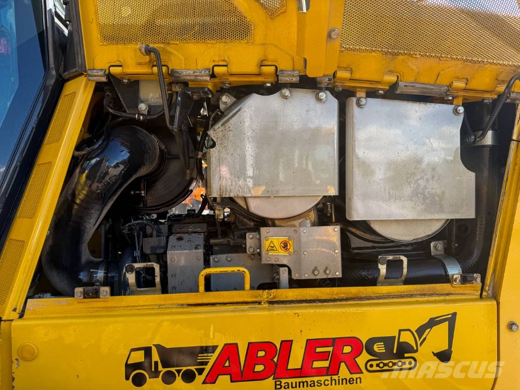 Komatsu D65PXI-18 mit Heckaufreißer GPS Μπουλντόζες με ερπύστριες