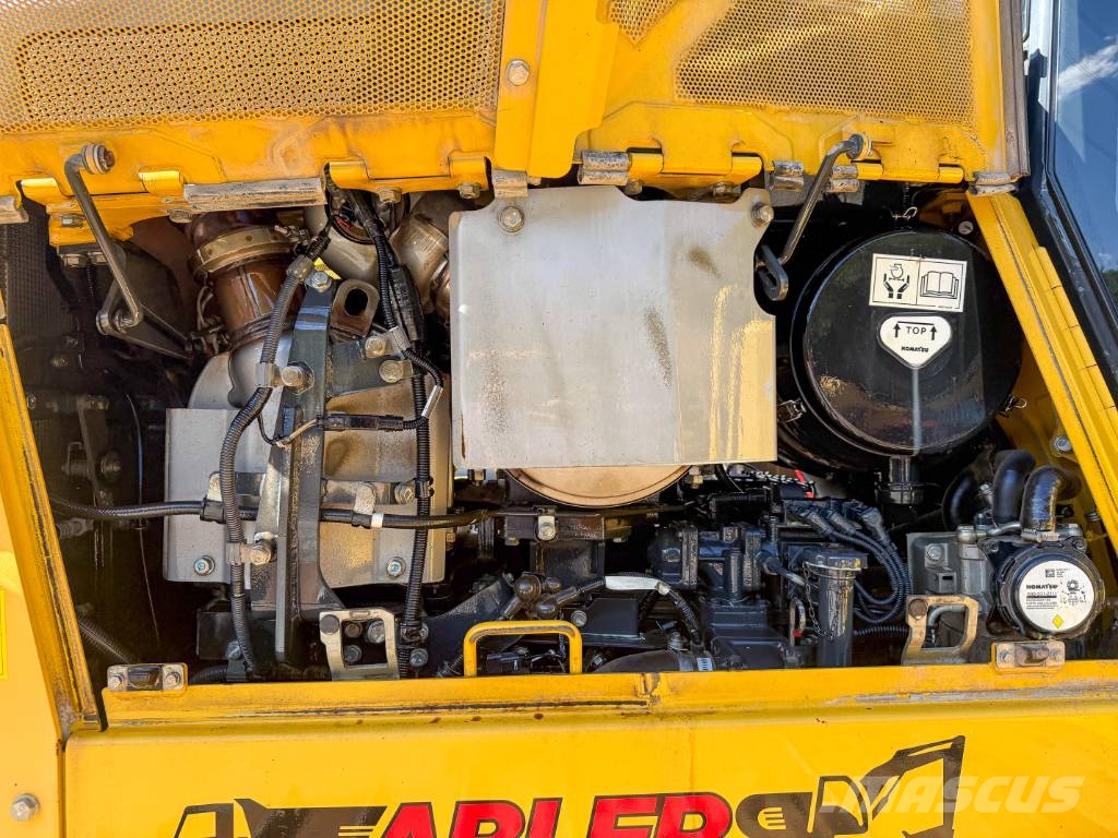 Komatsu D65PXI-18 mit Heckaufreißer GPS Μπουλντόζες με ερπύστριες