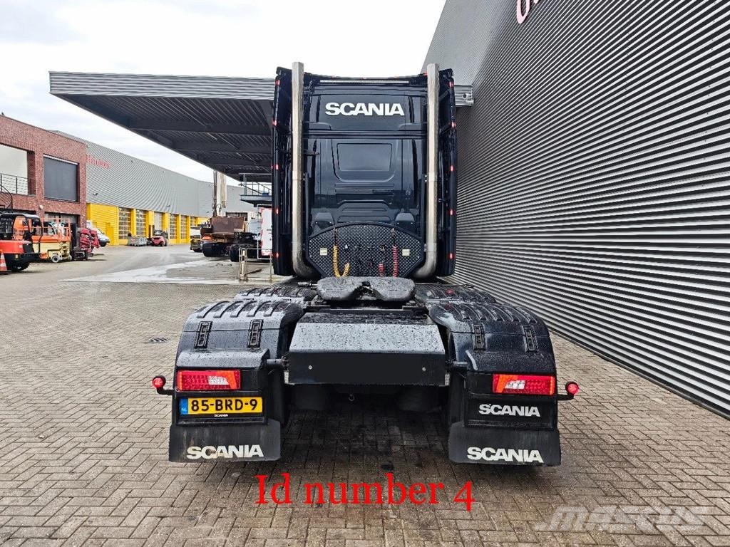 Scania S580 V8 6x2 Longline Showtruck! Cabezas tractoras