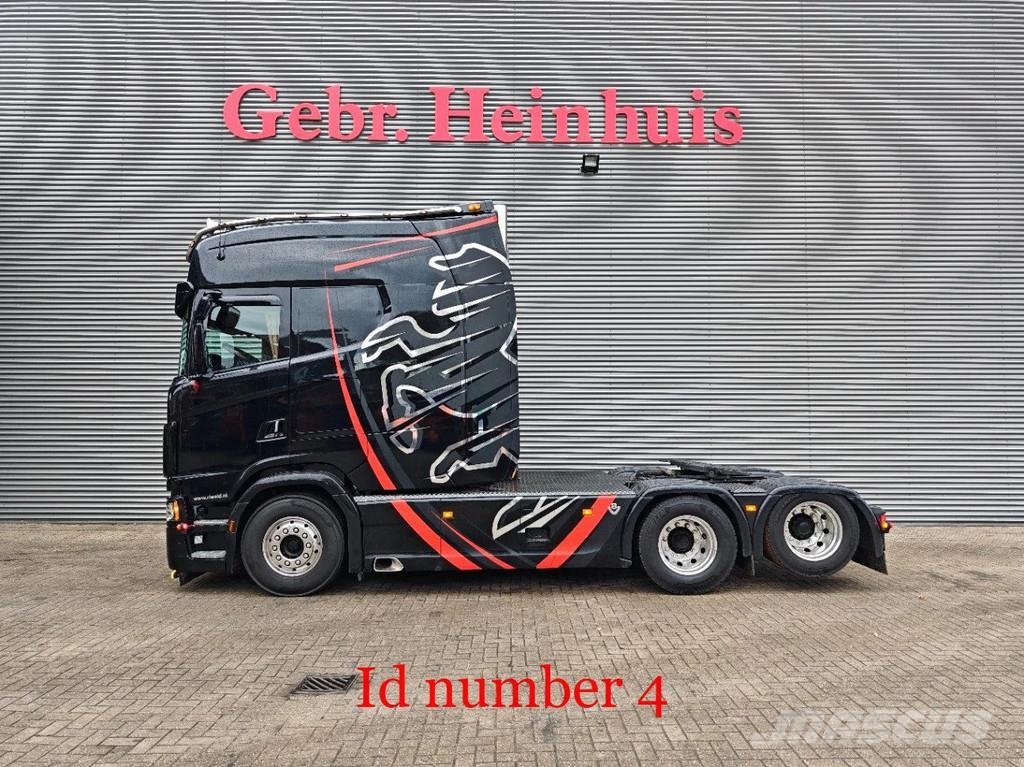 Scania S580 V8 6x2 Longline Showtruck! Cabezas tractoras