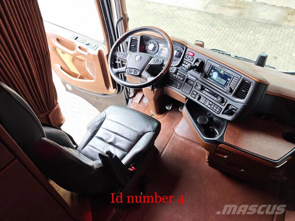 Scania S580 V8 6x2 Longline Showtruck! Cabezas tractoras