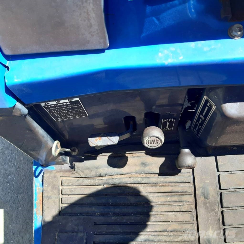 Iseki 185 LANDHOPE με φορτωτη Tractors