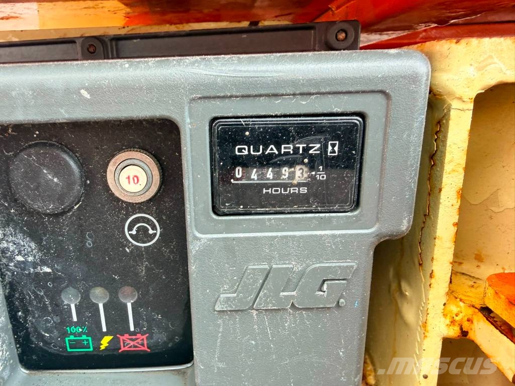 JLG 1230 ES Saxliftar