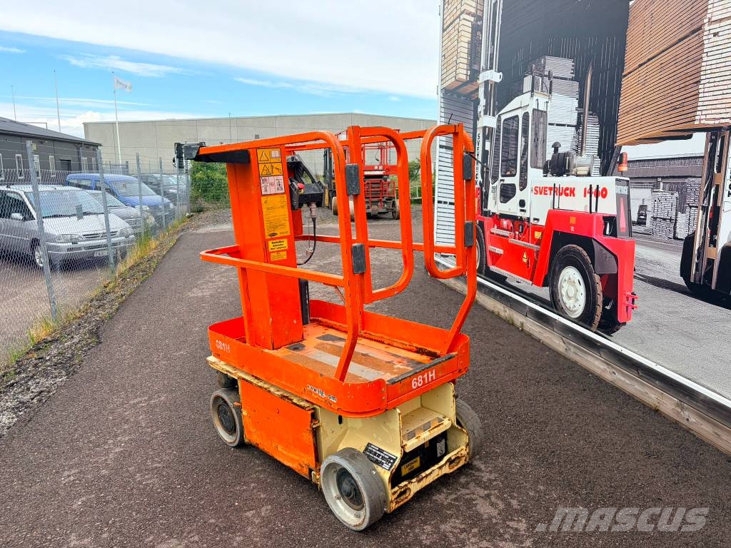 JLG 1230 ES Saxliftar