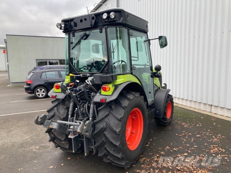 CLAAS NEXOS 240 M Tractors