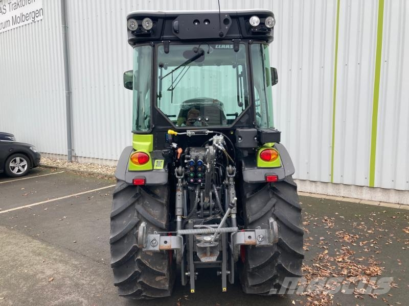 CLAAS NEXOS 240 M Tractors