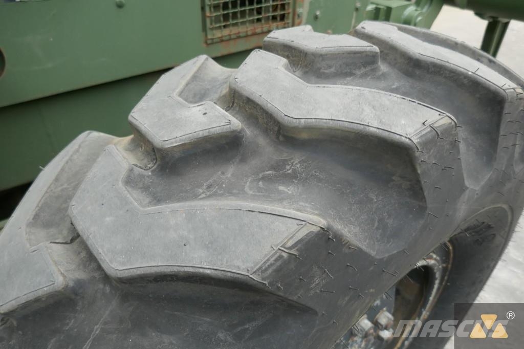 CAT 130G Ex-army Grederji