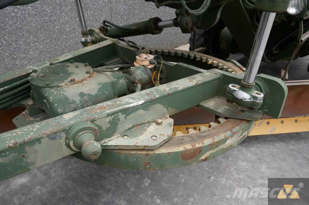 CAT 130G Ex-army Grederji