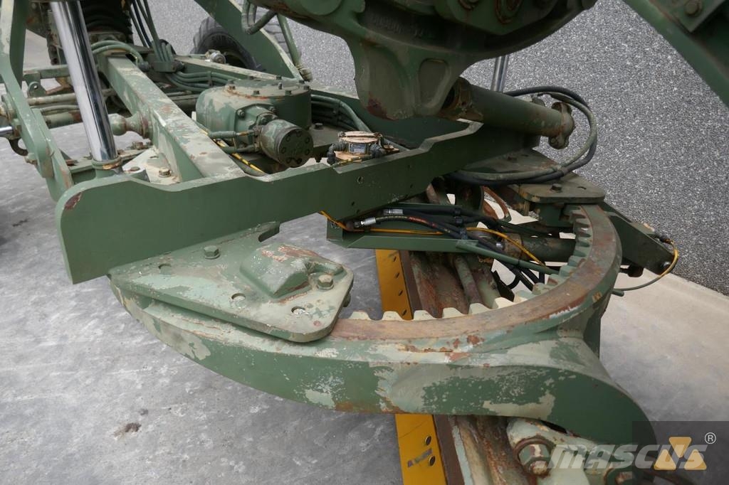 CAT 130G Ex-army Motoniveladoras